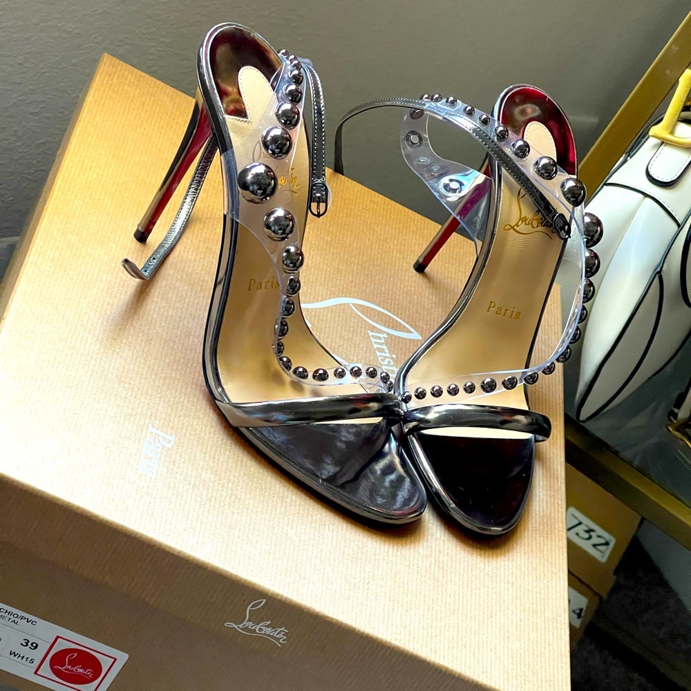 CHRISTIAN LOUBOUTIN CORINETTA 100